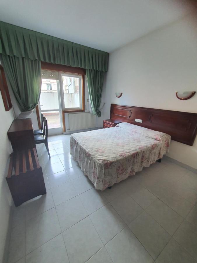 Hotel Flor De Loto Ordes Exterior foto